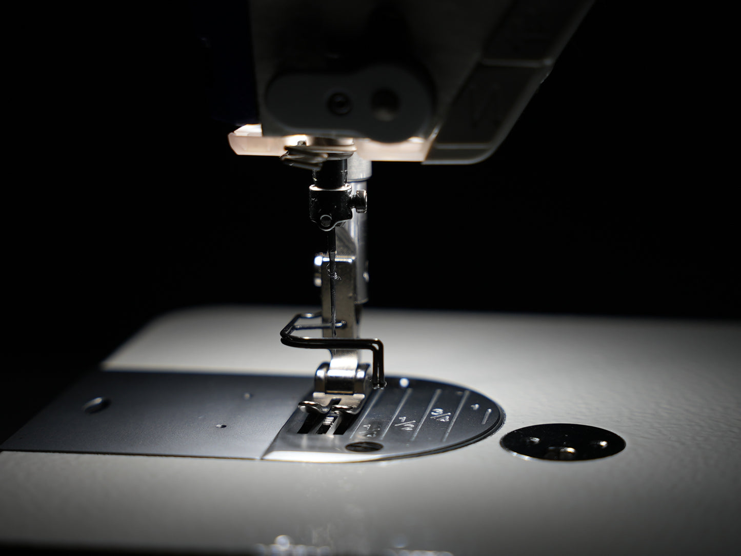 SPEEDWAY AI4 Material Recognition Automatic Direct Drive Lockstitch Sewing Machi image 5