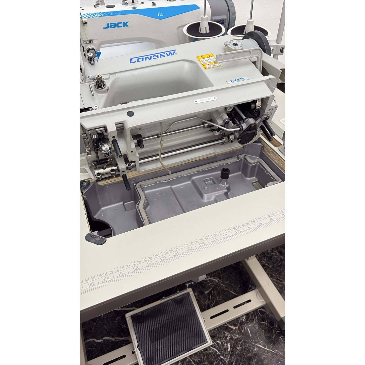 CONSEW P1206RB-1 Walking Foot  with table image 3